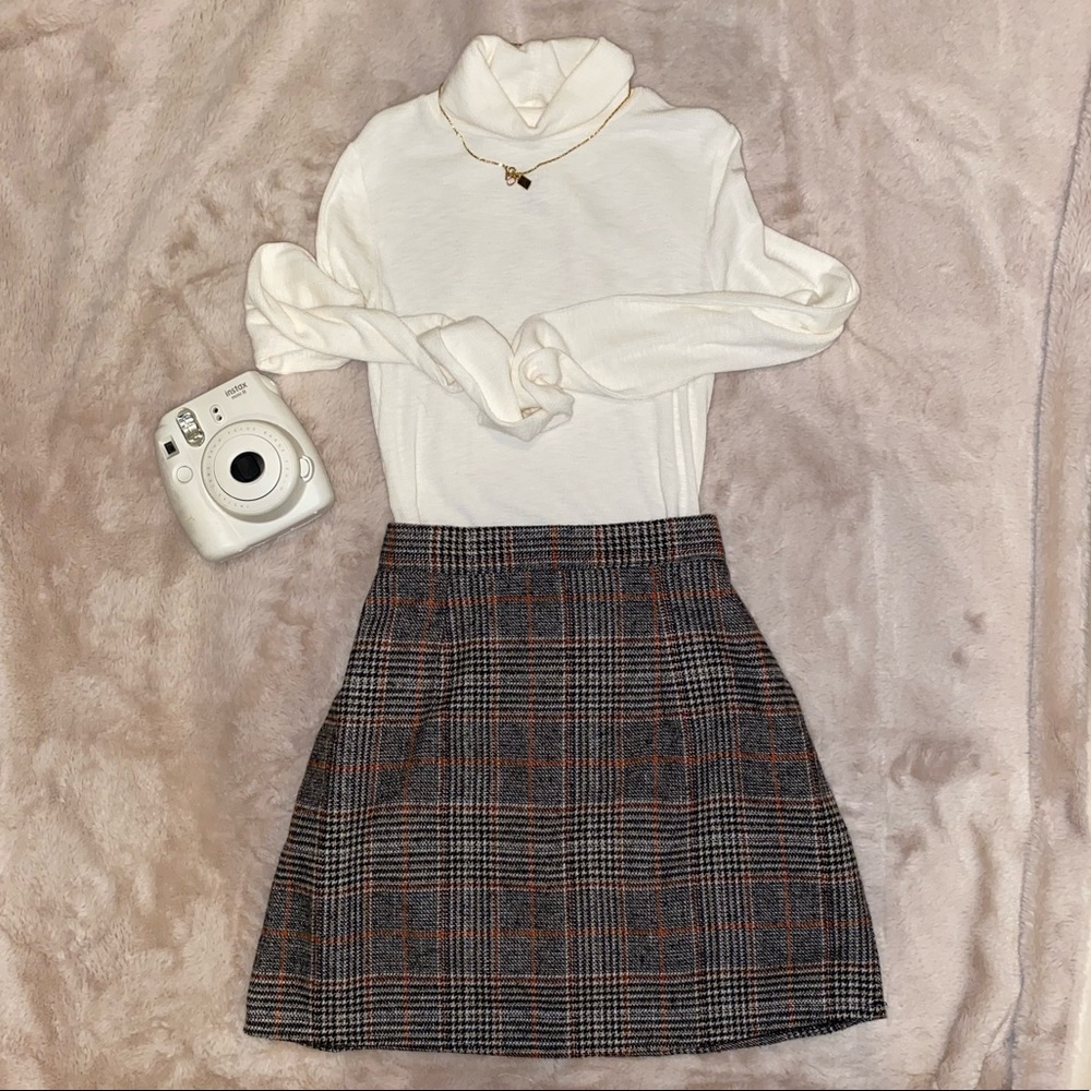 Plaid fitted mini skirt